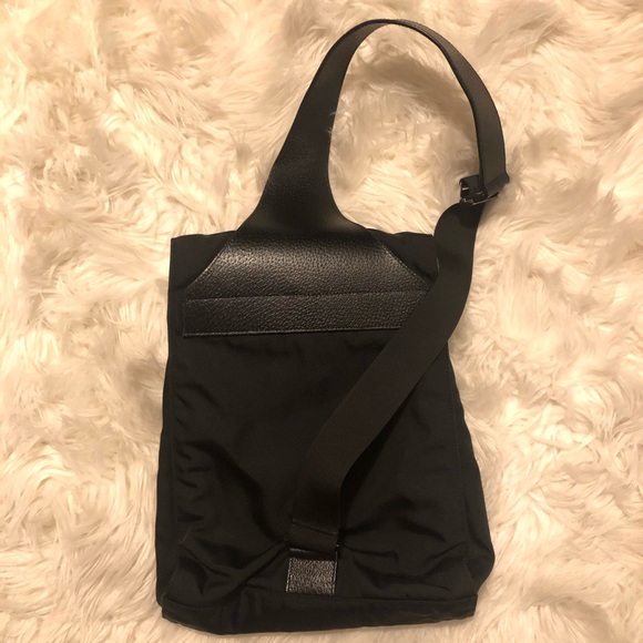 GUCCI single strap bag - Picture 3 of 8